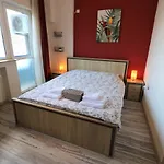 Charming Cozy - Old Town - Free Minibar * 부쿠레슈티