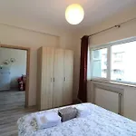 شقة Charming Cozy - Old Town - Free Minibar *