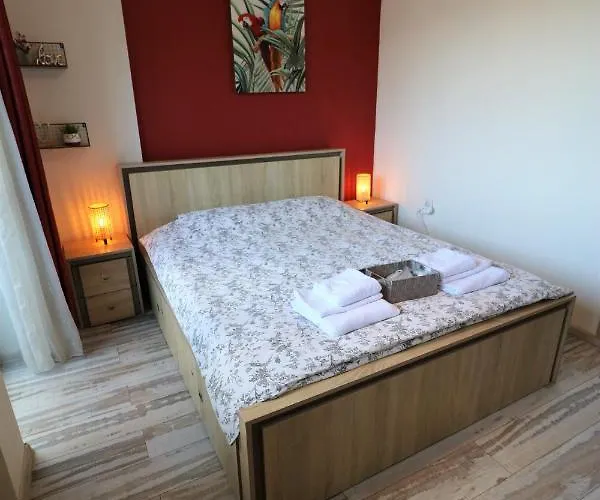 Charming Cozy - Old Town - Free Minibar Appartamento *